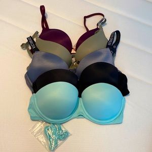Victoria’s Secret bundle